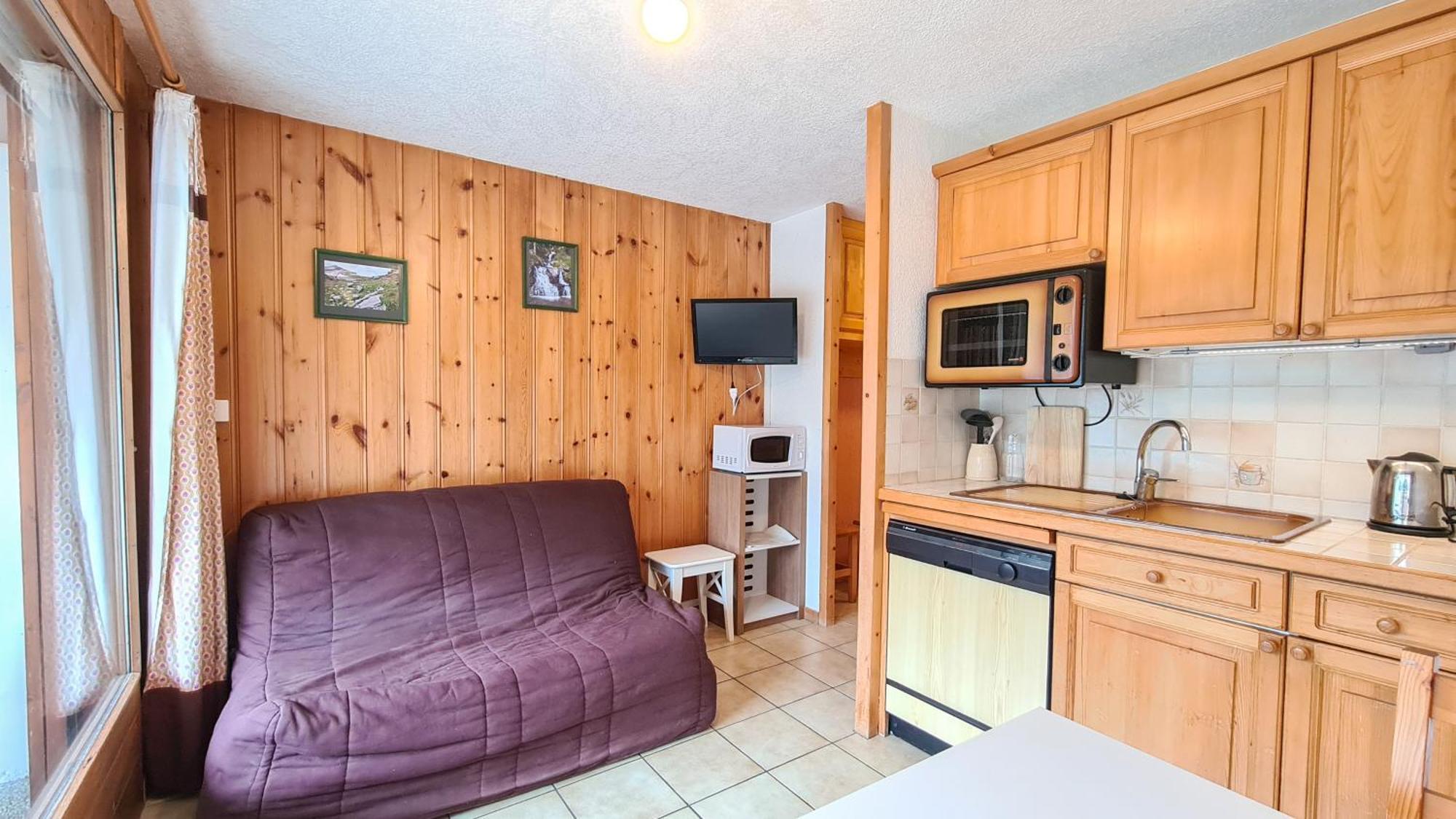 Foret Apartment *